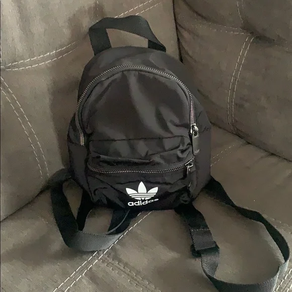 Adidas mini backpack - Picture 2 of 6